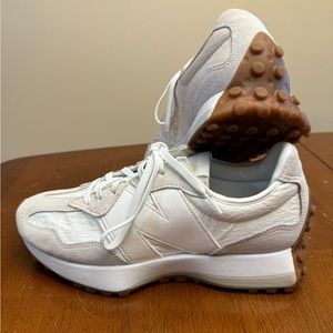 Women’s New Balance 327 Shoes